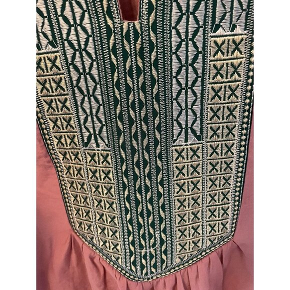 Mazik pink green silver & gold embroidered v-neck top sz L Bohemian - Picture 2 of 6